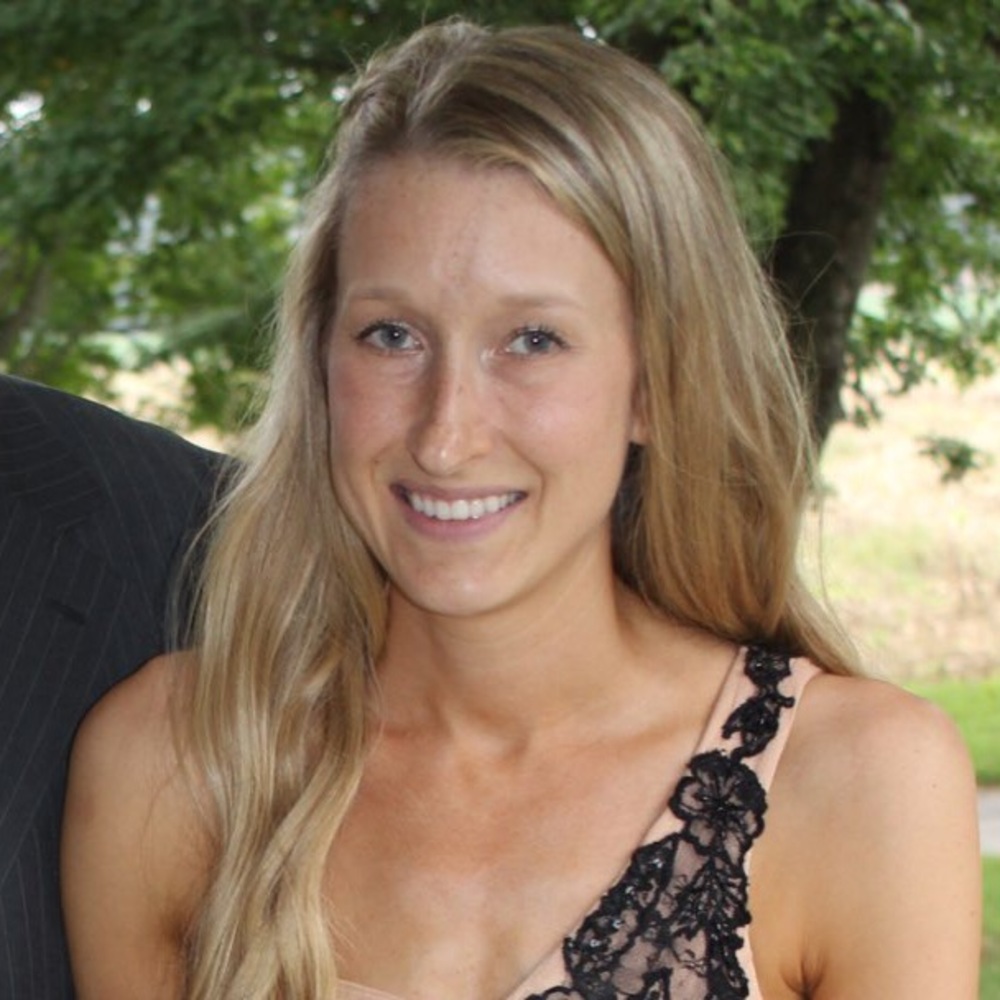 Meet your Posher, Christina